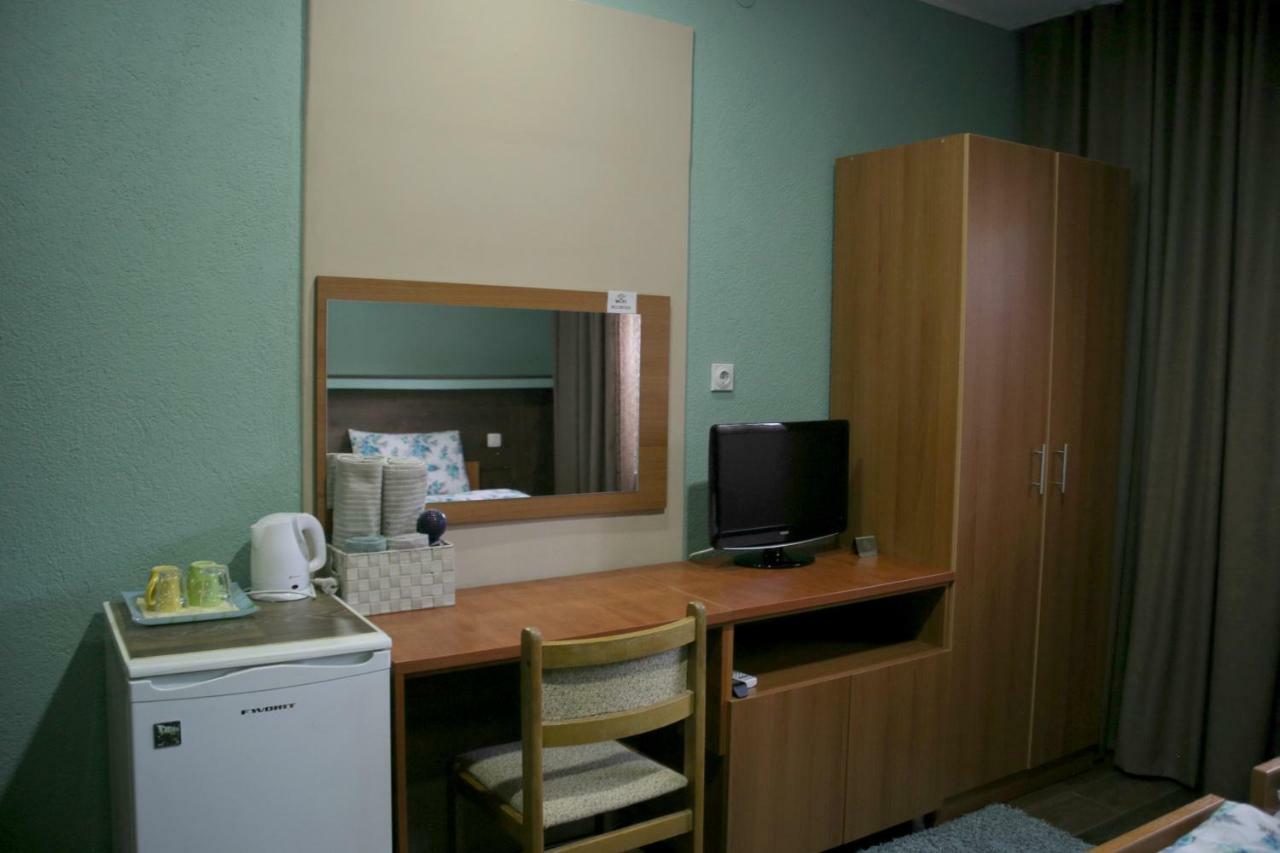 Guest House Via Битоля Екстериор снимка